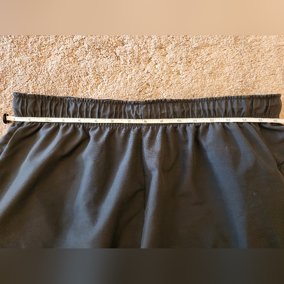 Nike Black Athletic Shorts Lightweight Performance - Picture 4 of 5